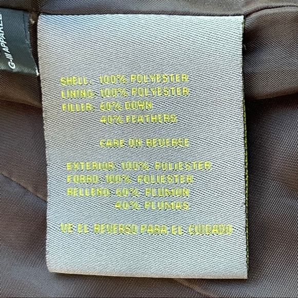 Kenneth Cole Reaction Down Vest - Picture 5 of 7